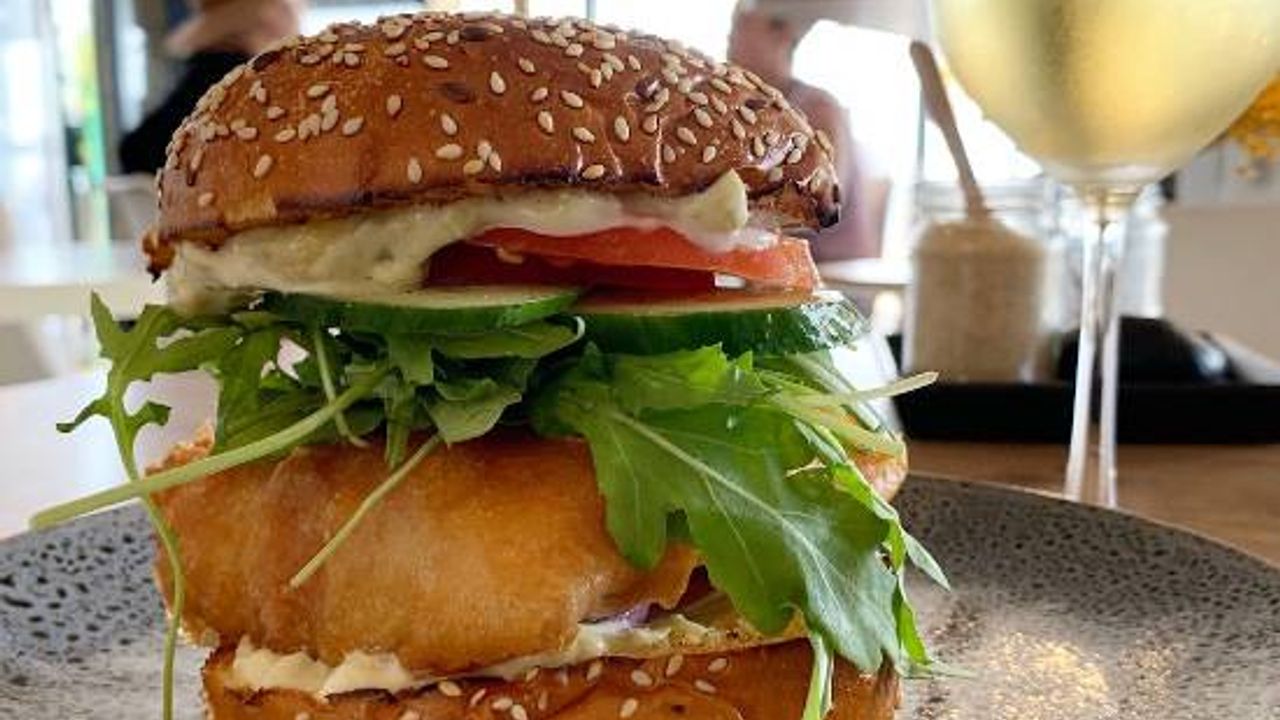 Fish Burger w' Chips