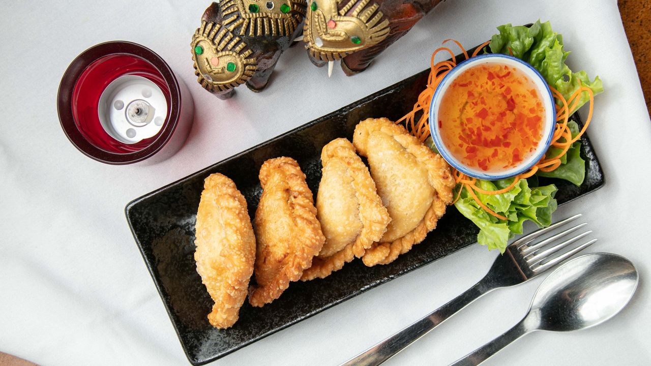 Curry Puff (4)