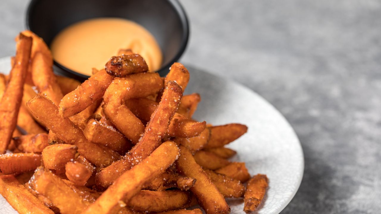 Sweet Potato Fries with Sriracha Mayo