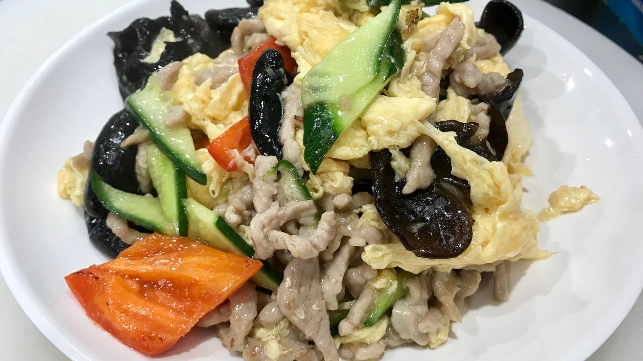 Stir Fried Egg with Pork and Black Fungus