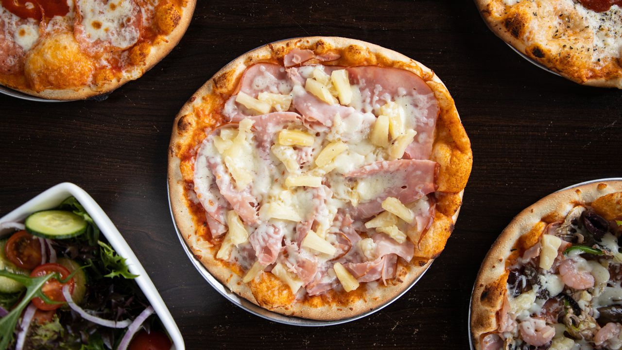 Hawaiian Pizza (Medium)