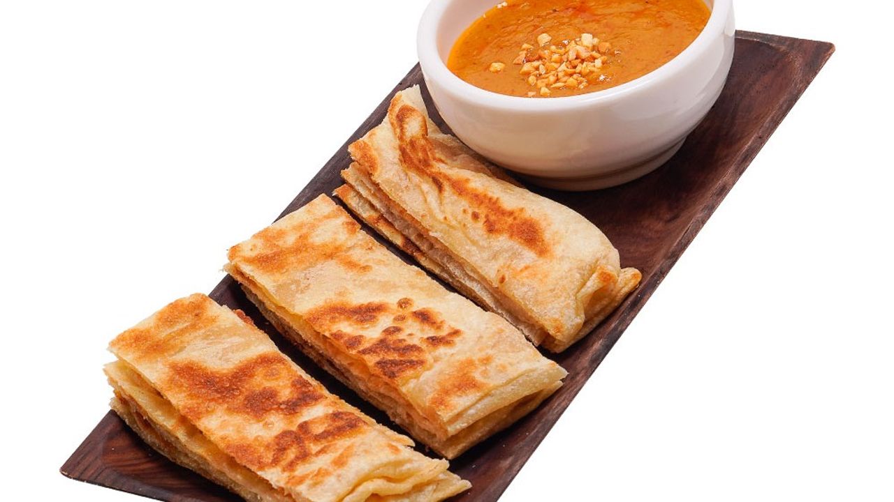 Roti Bread with Peanut Sauce