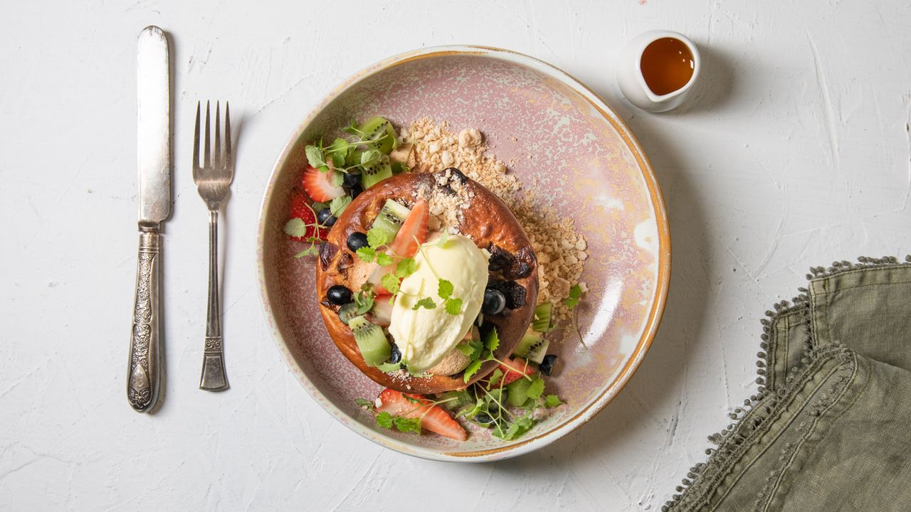 Peach & Ricotta Hotcakes