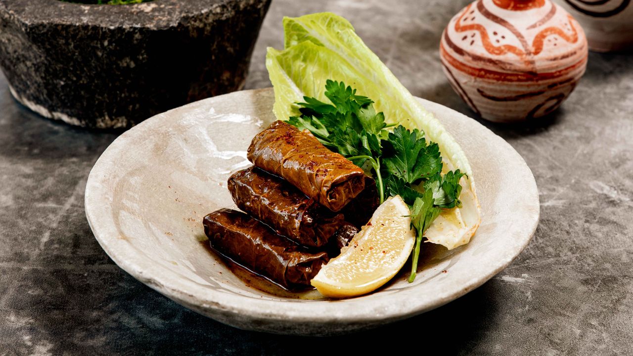 VINE LEAVES