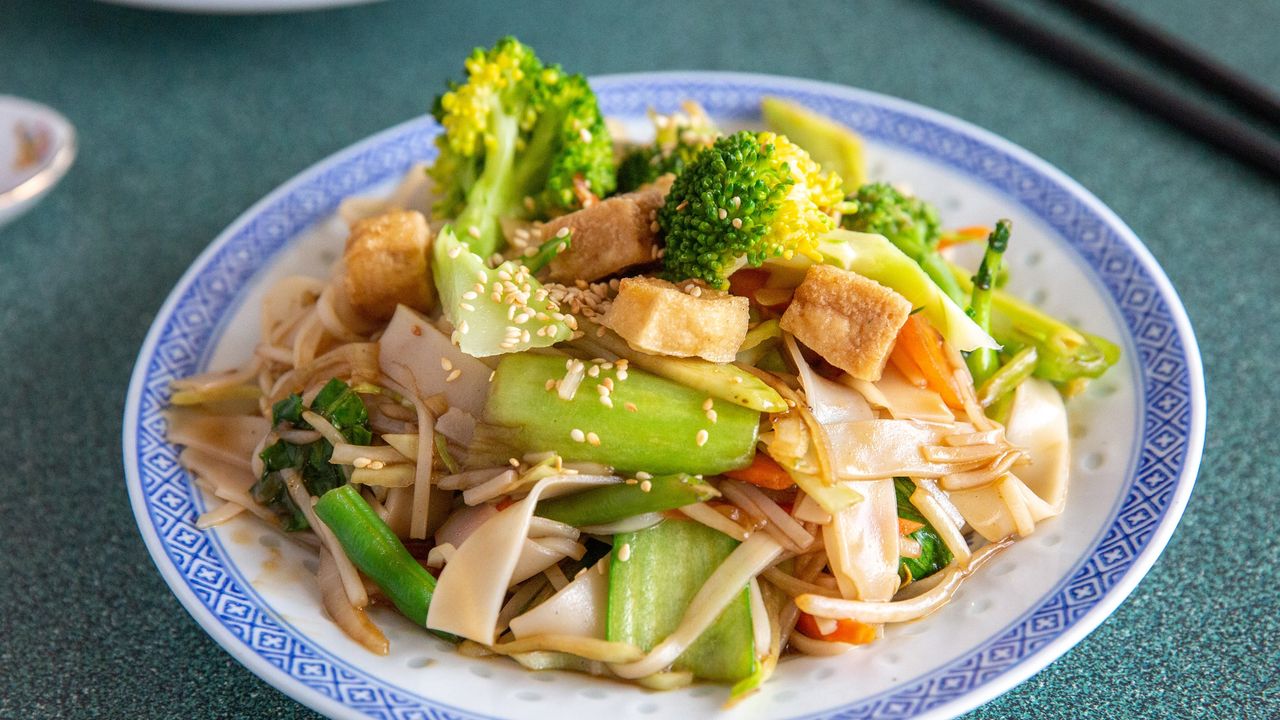 38. Vegetarian Thai Noodle