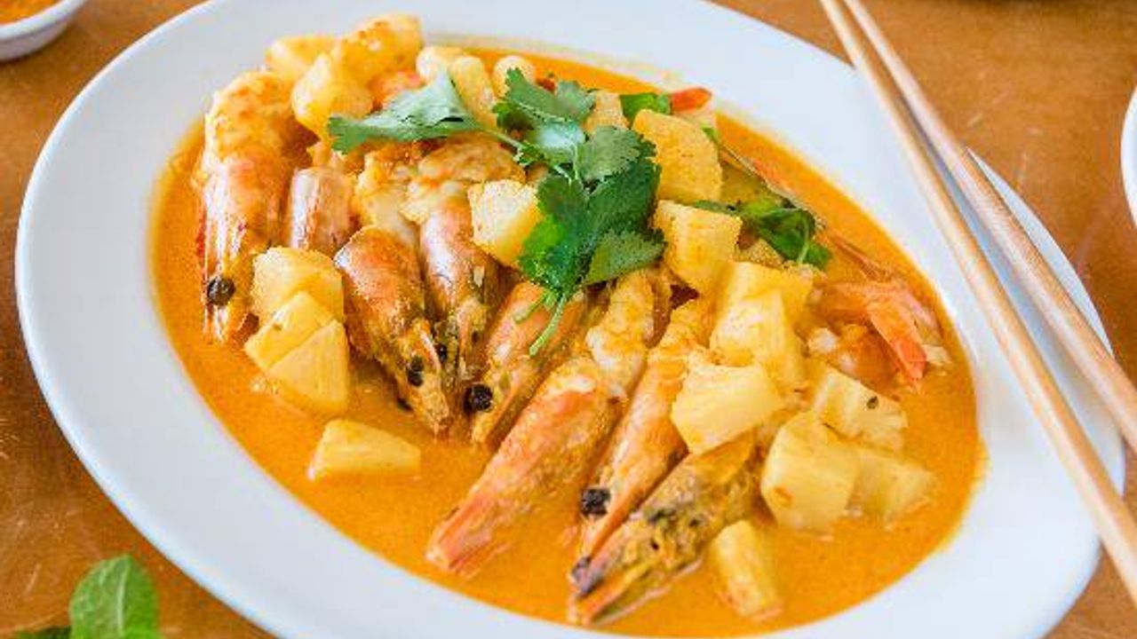Lemak Nenas Prawns