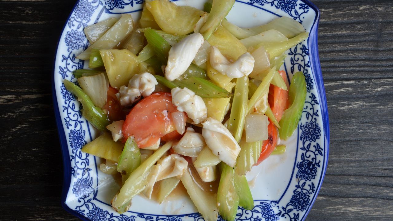 Calamari Stir Fried with Pineapple, Celery & Tomato