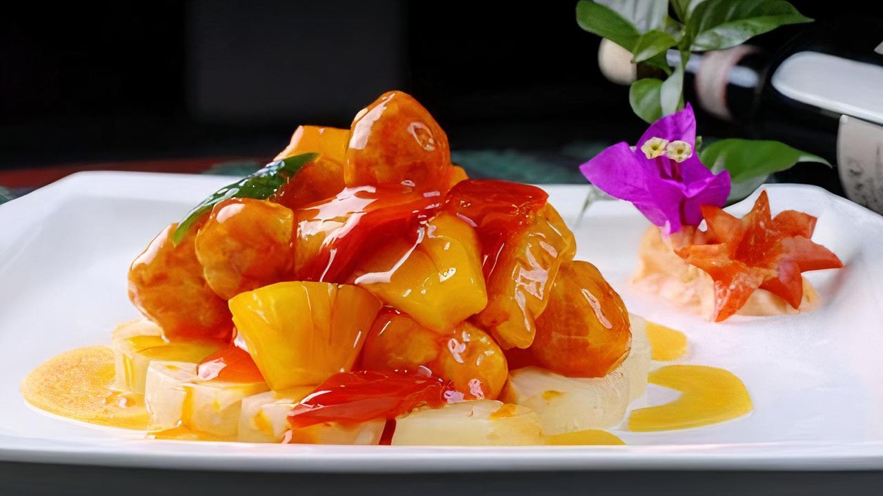 T22. Sweet & Sour / Honey Lemon Chicken