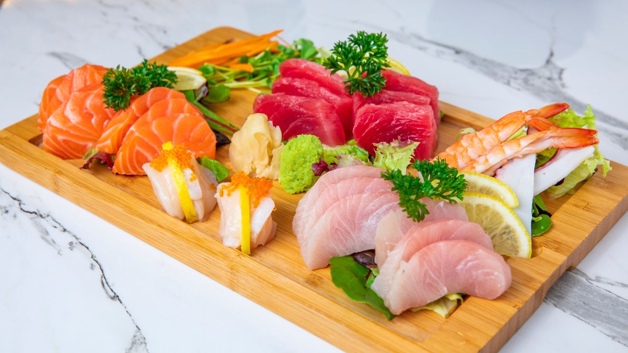 Sashimi Selection (GF)