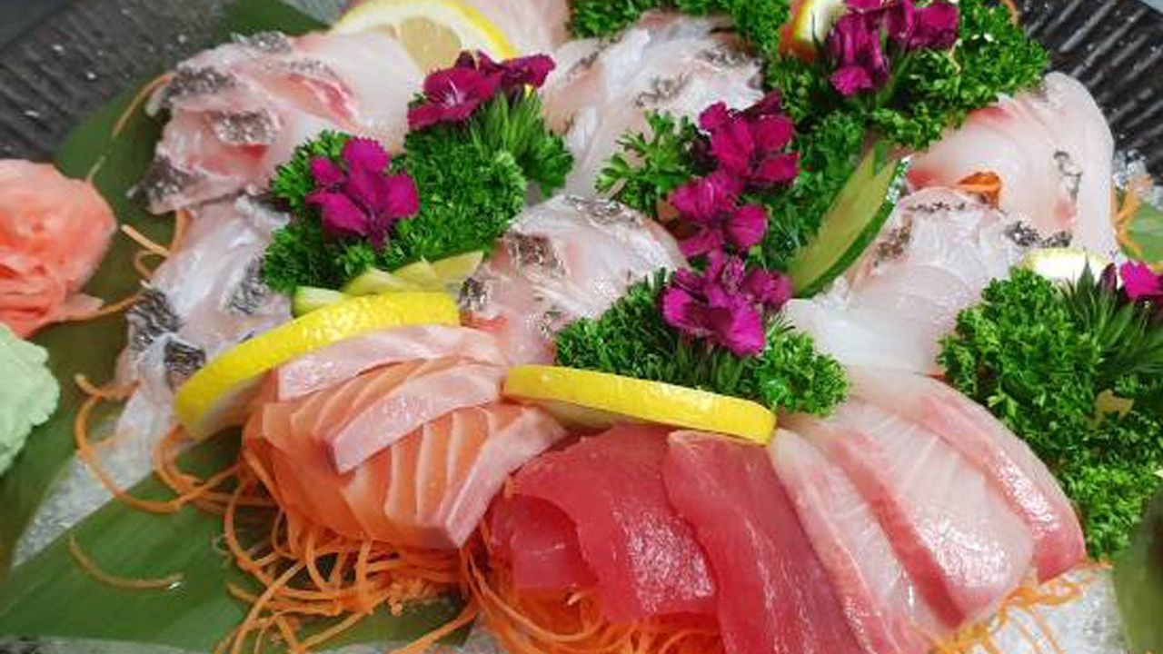 Entrée Assorted Sashimi
