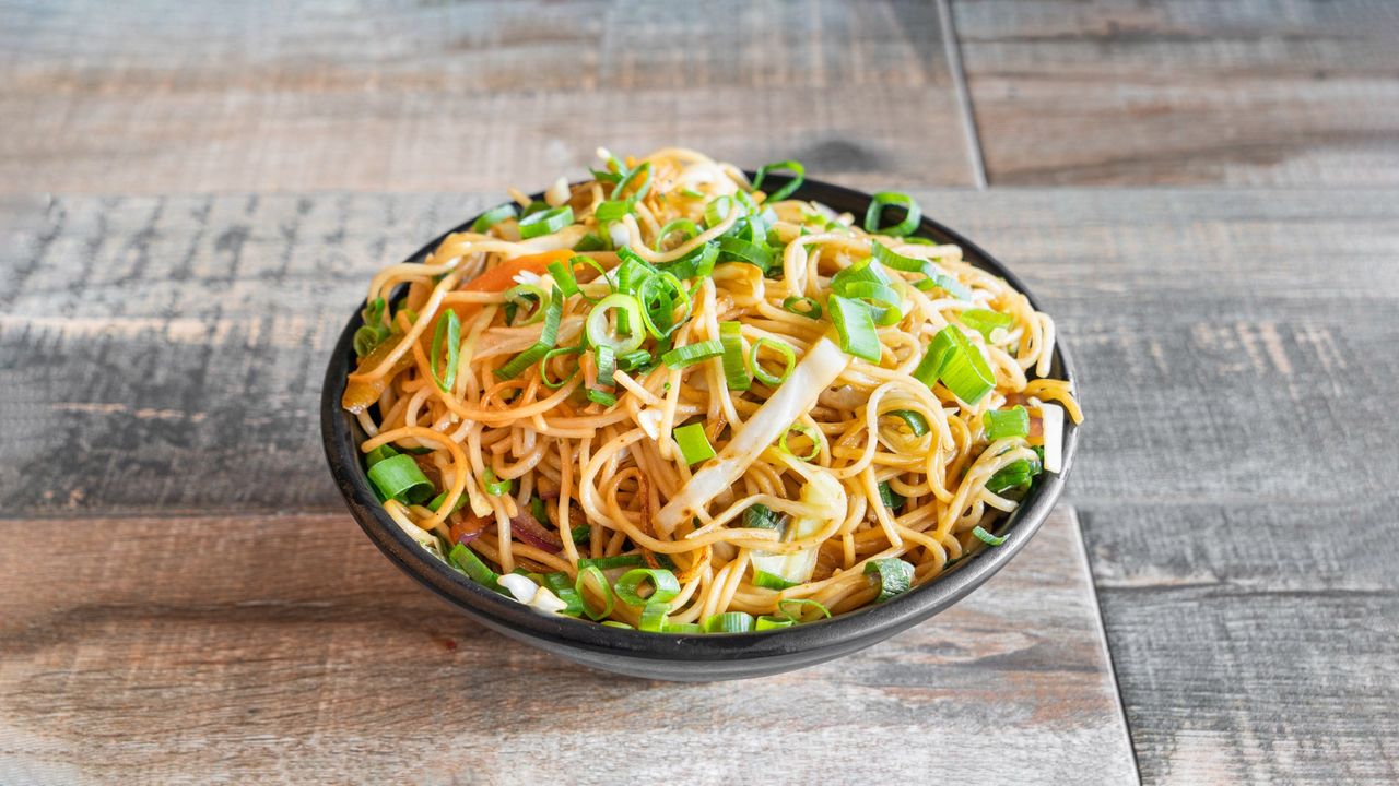 Veg Hakka Noodles