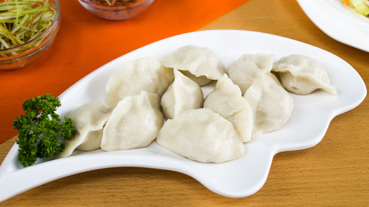 Steamed Vegetarian Dumplings (V)