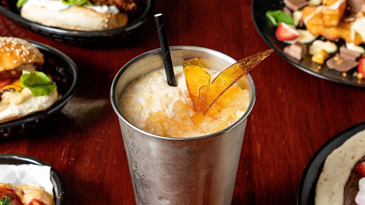 Toffee apple Thicky Shakey Shake