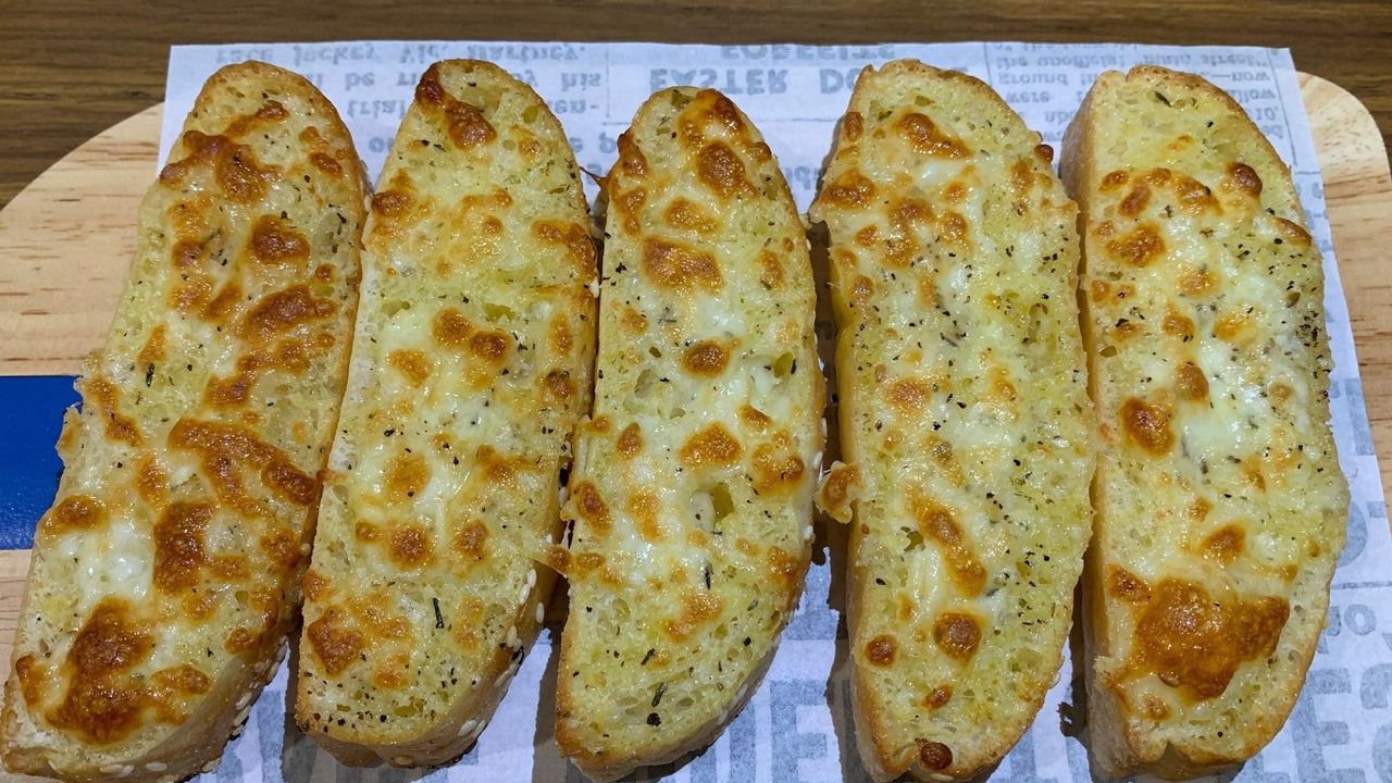 Cheese Garlic Bread