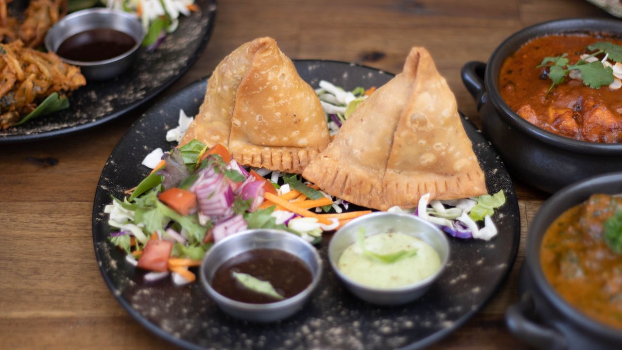 Veggie Samosa (2)