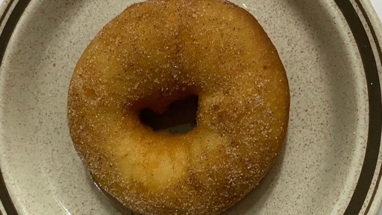 Cinnamon Donut