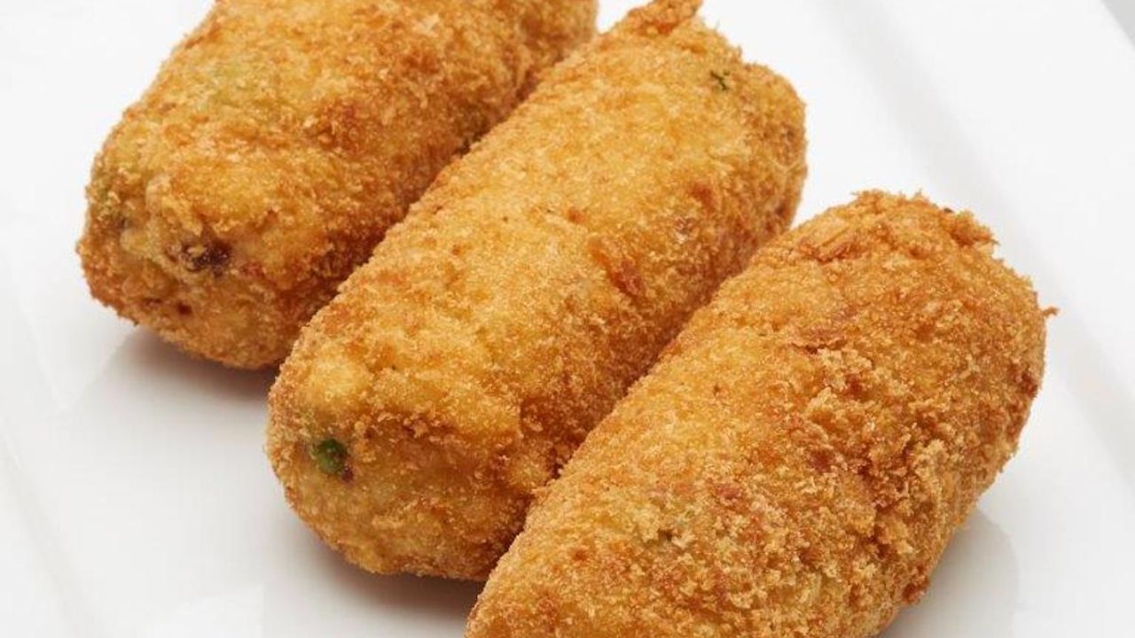 Pea & Prosciutto Croquettes with Aioli