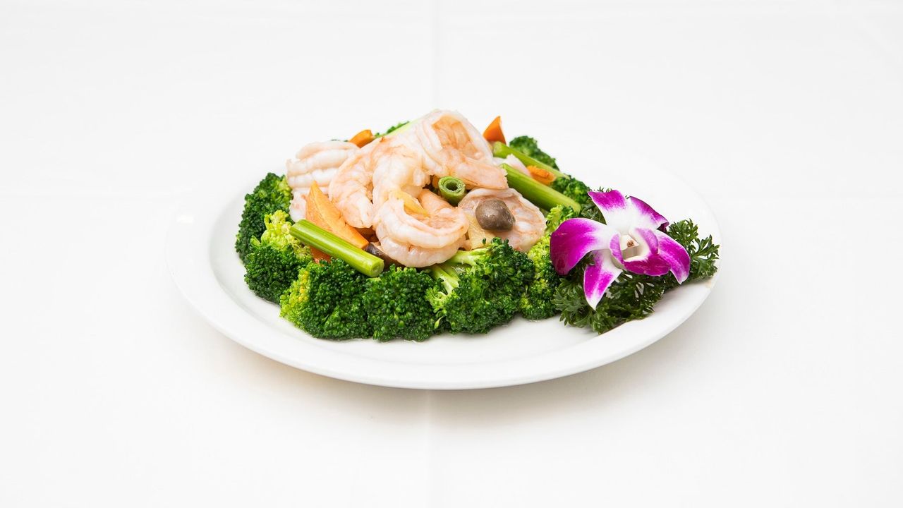 Braised King Prawn with Seasonal Vegetable