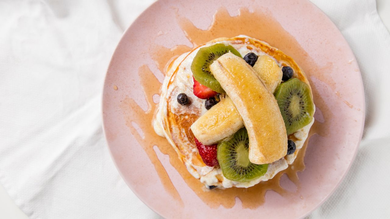 Fruit & Yoghurt Pancakes