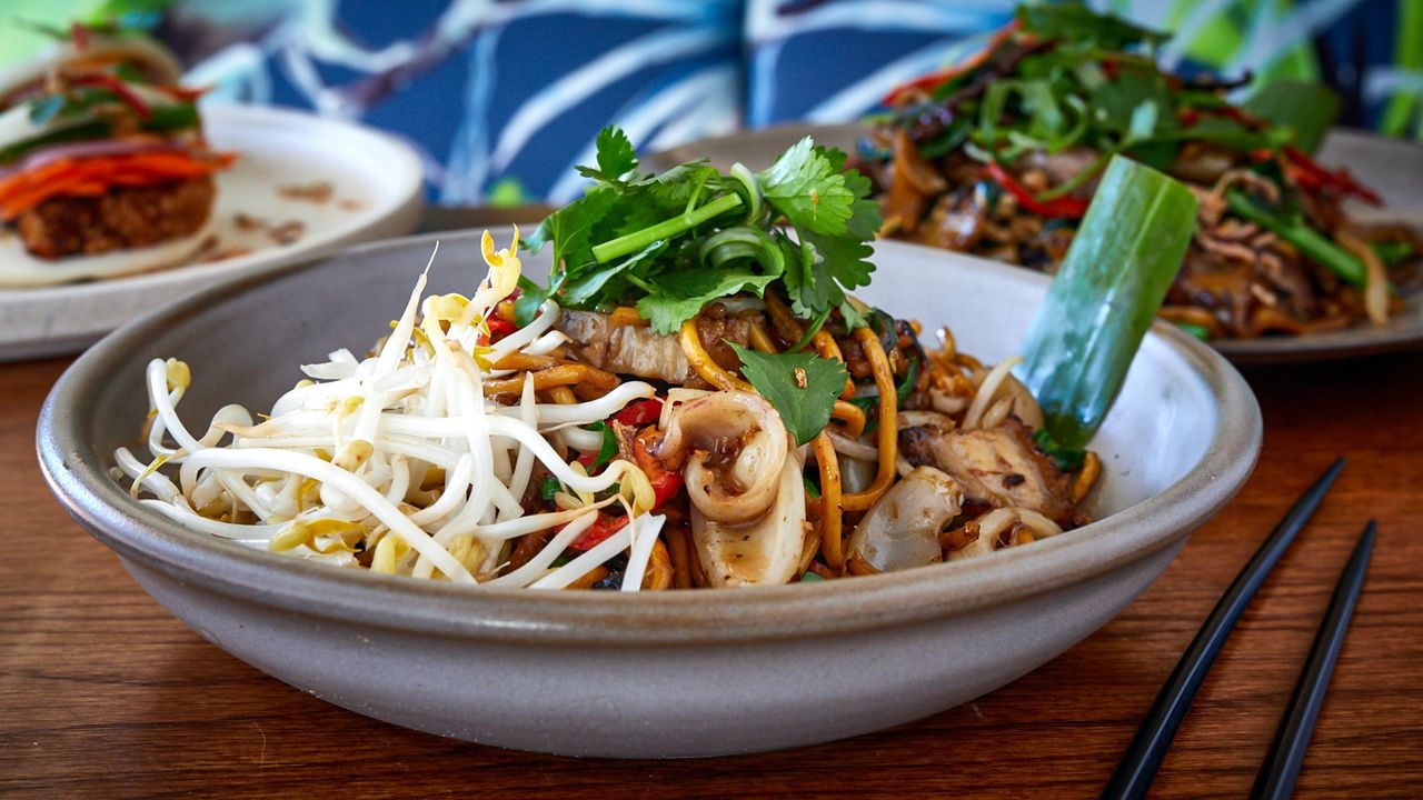 Stir-Fried Egg Noodle with Pork Belly
