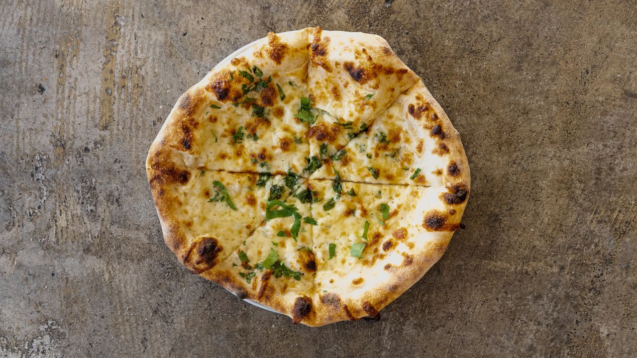 Vegan Garlic Pizza 9" (V+)