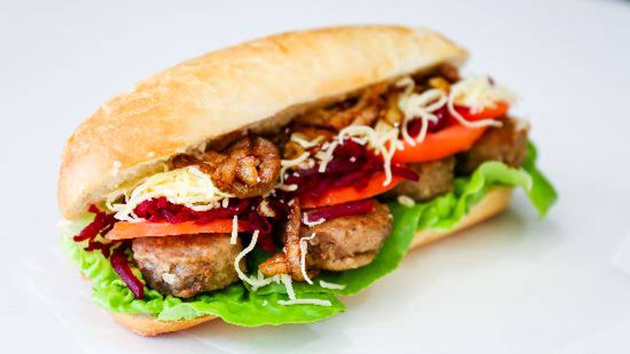 #8 The Burger Roll
