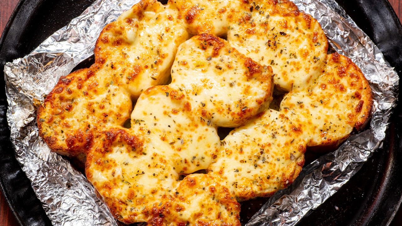 Cheesy Garlic Bread