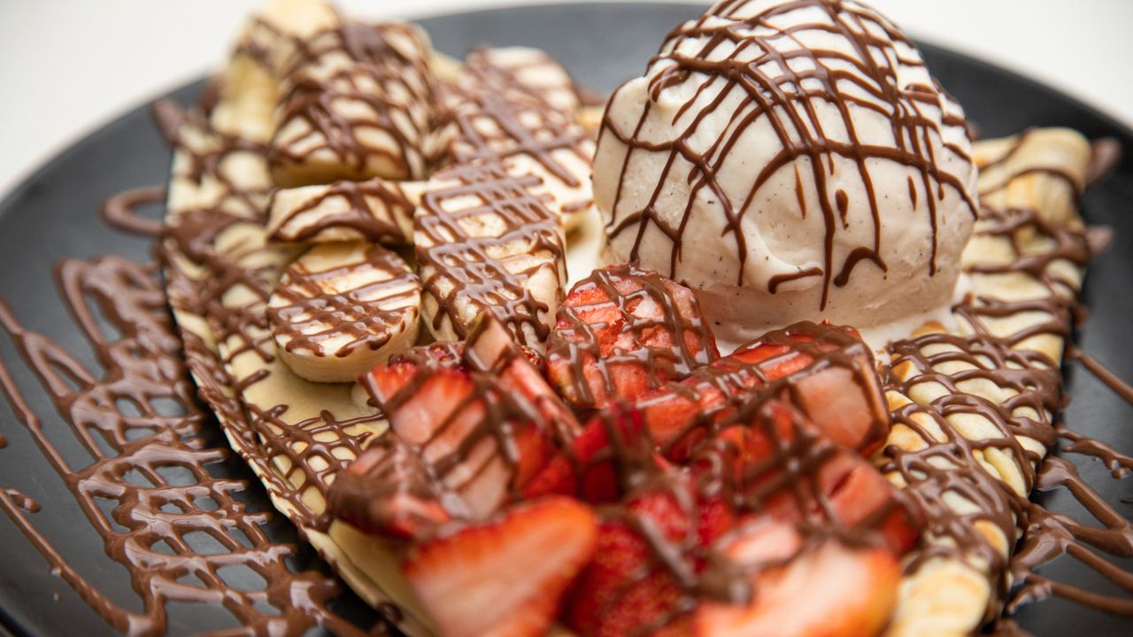 Fruitella Crepes