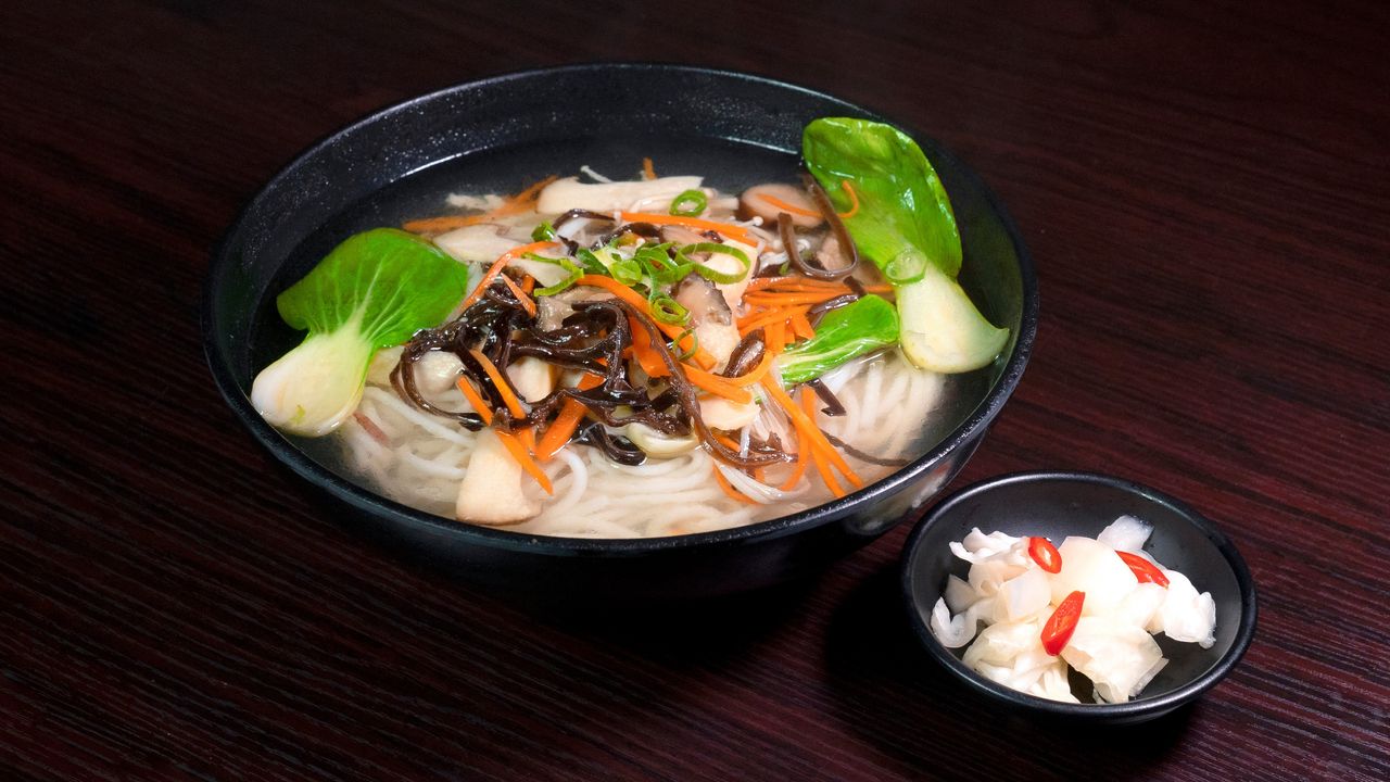 27. Pickled Cabbage Vegetarian Rice Noodle in Soup (V)🌶️酸菜素食湯米粉