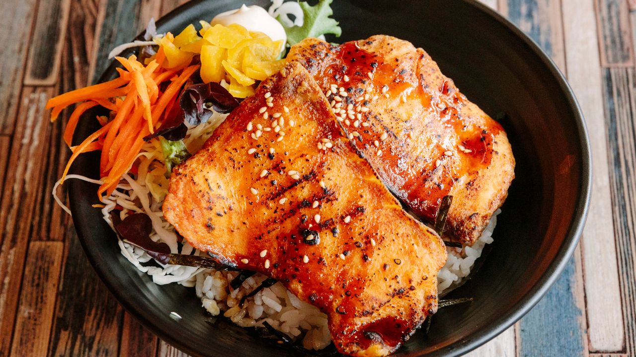 Grilled Salmon Don
