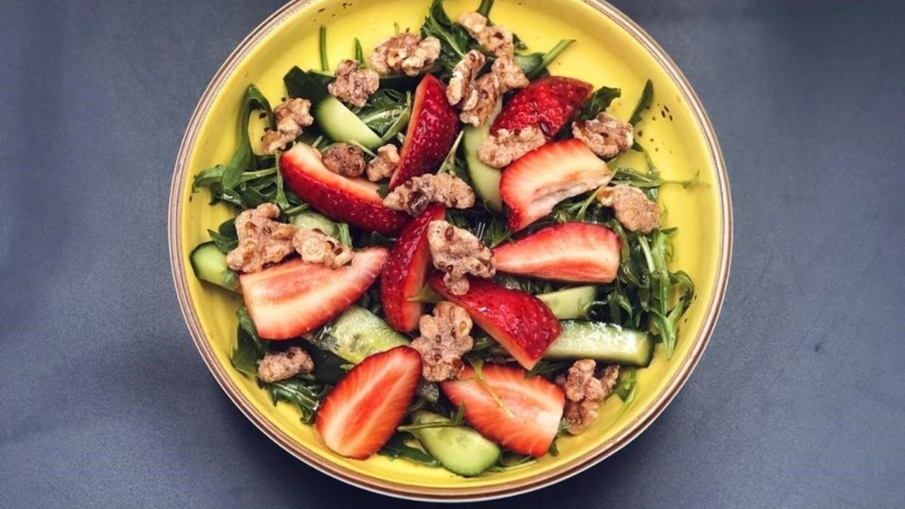 Rocket and Strawberry Salad