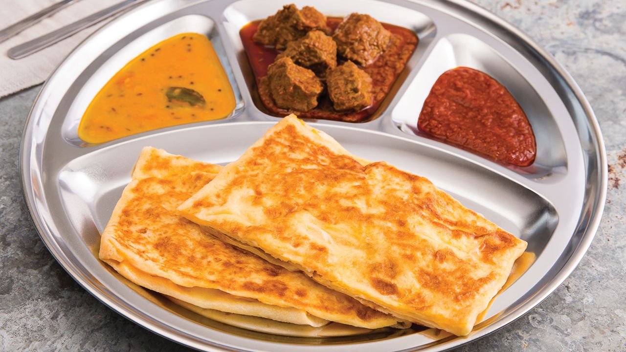 C12 Roti Telur with Beef Rendang