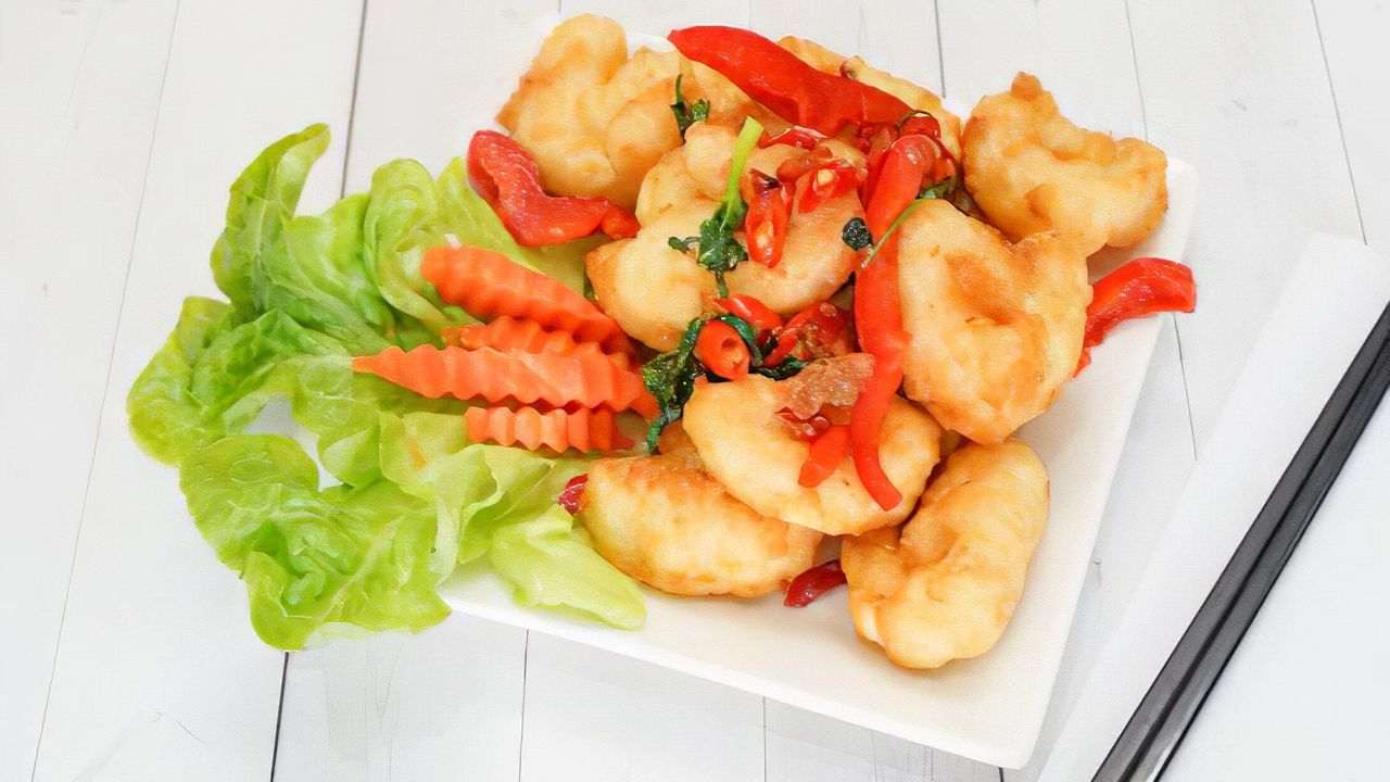 Salt & Pepper Squid (Mực Rang Muối)
