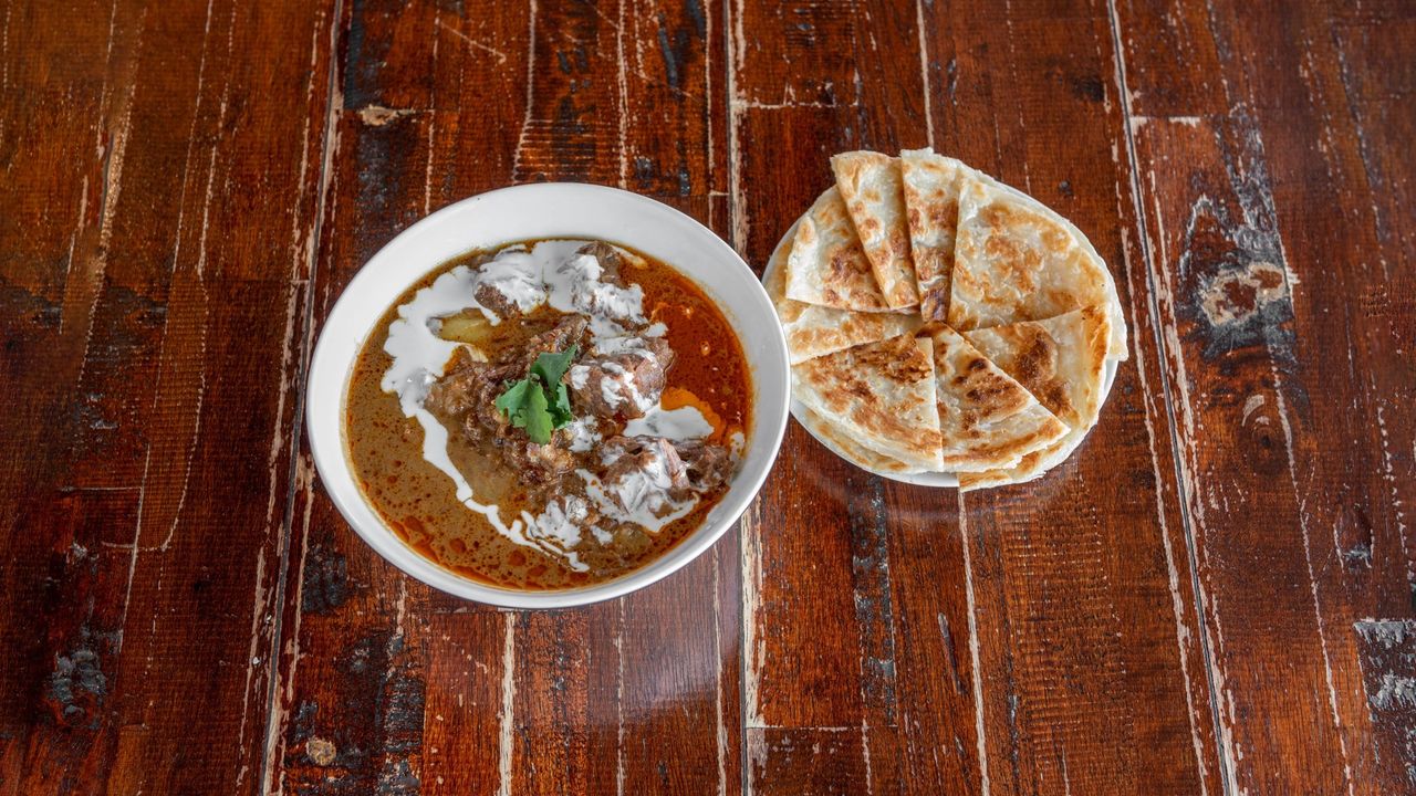 Massaman Beef with Roti