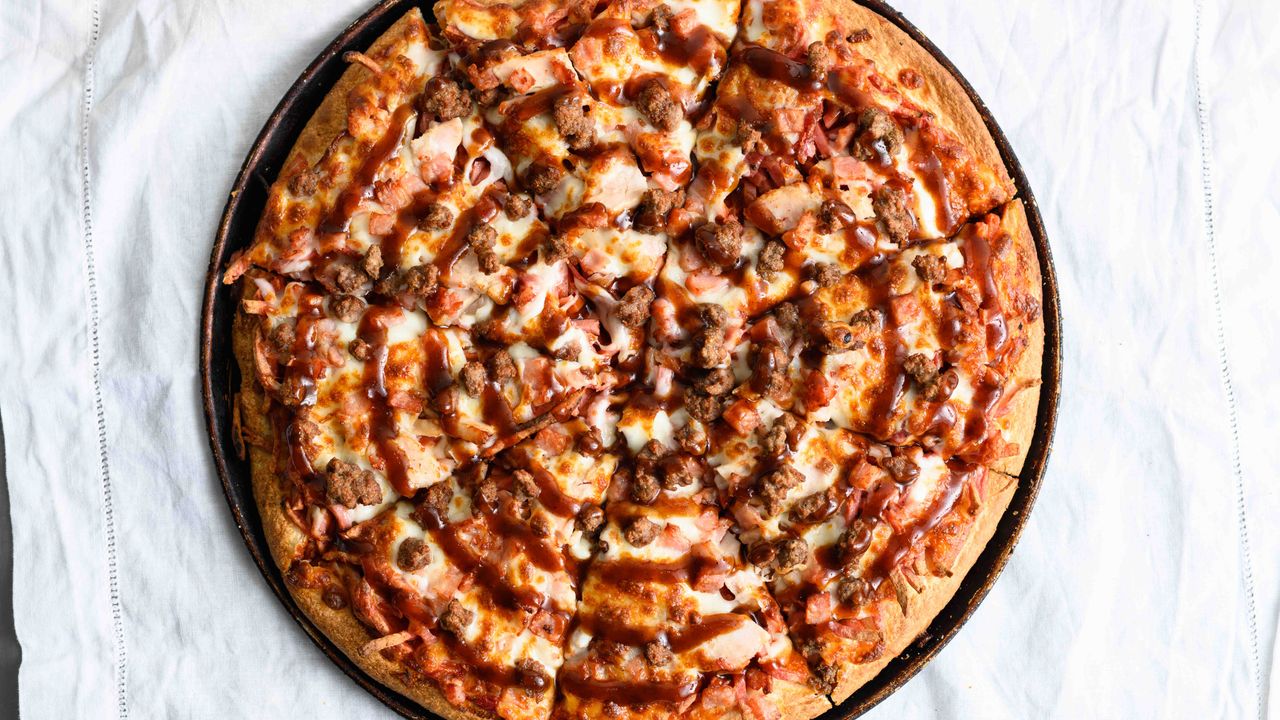 Meat Lovers Traditional Pizza