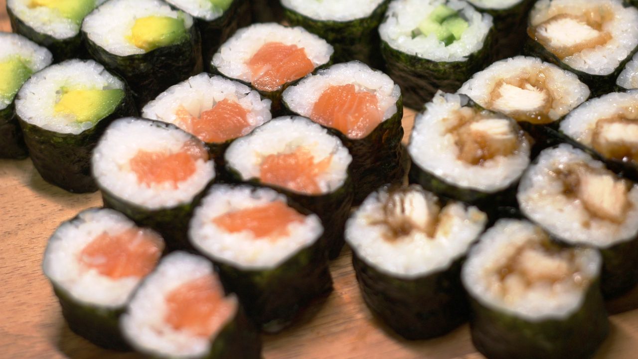 4. Salmon Baby Roll (8pc)