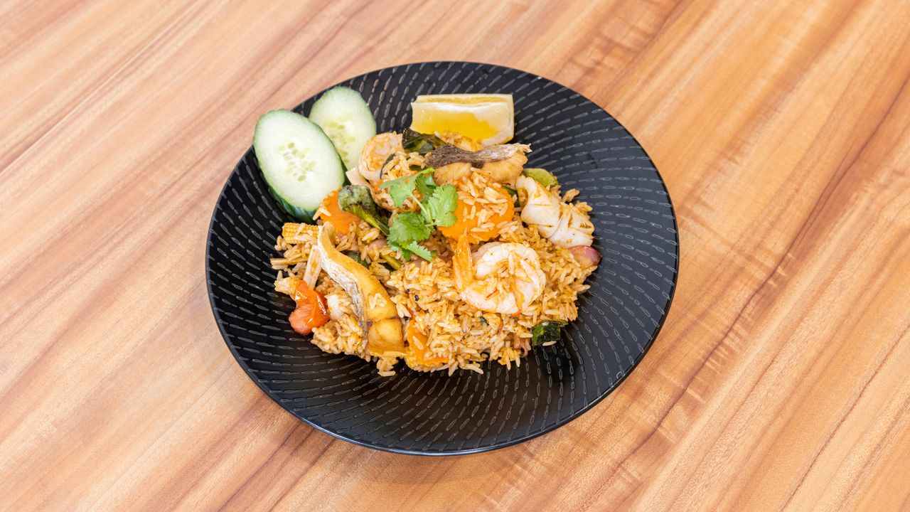 Tom Yum Fried Rice Seafood
