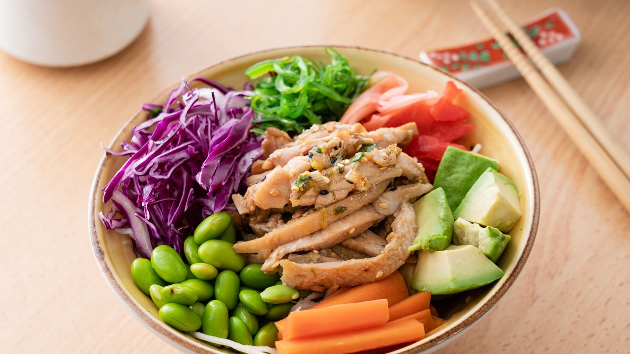 Tengu Soy
Chicken Salad
Bowl