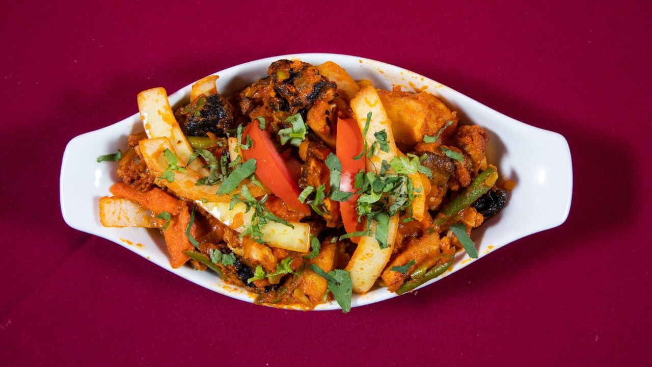50. Vegetable Jalfrezi (vegan)
