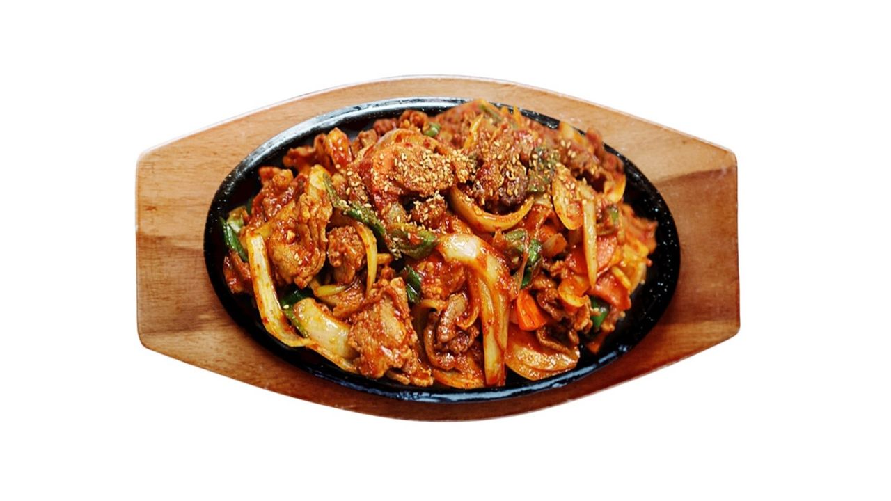 Jae-Yook Stir-Fry / 제육 볶음