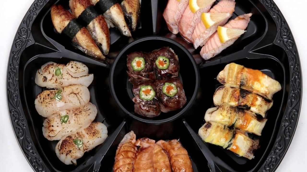 Warm Hearts Platter (22pcs)