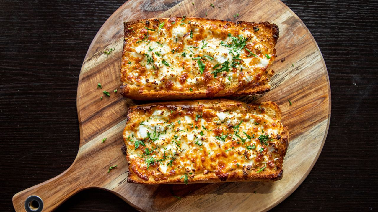 Three Cheese Garlic Bread (14")