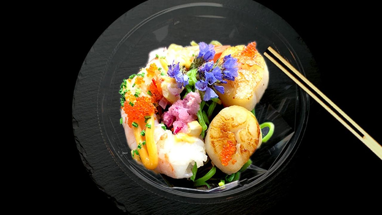 King Prawn Butter Scallop Soba Salad