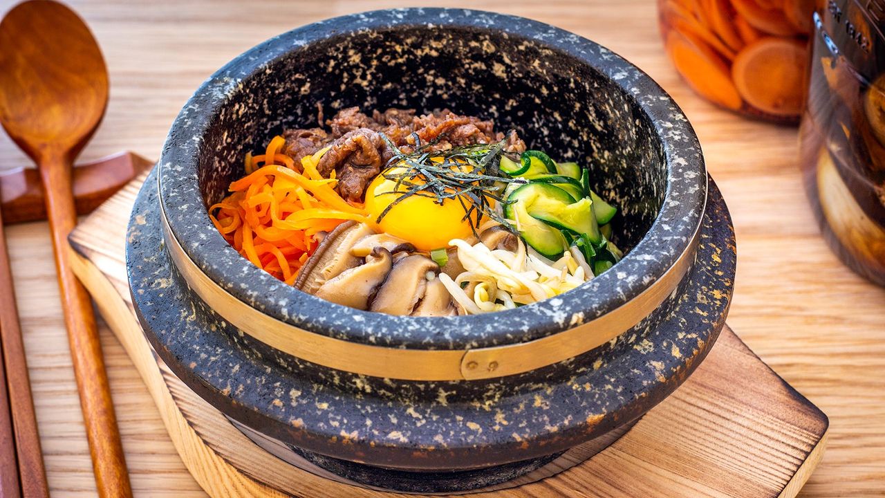 Dolsot Bibimbap