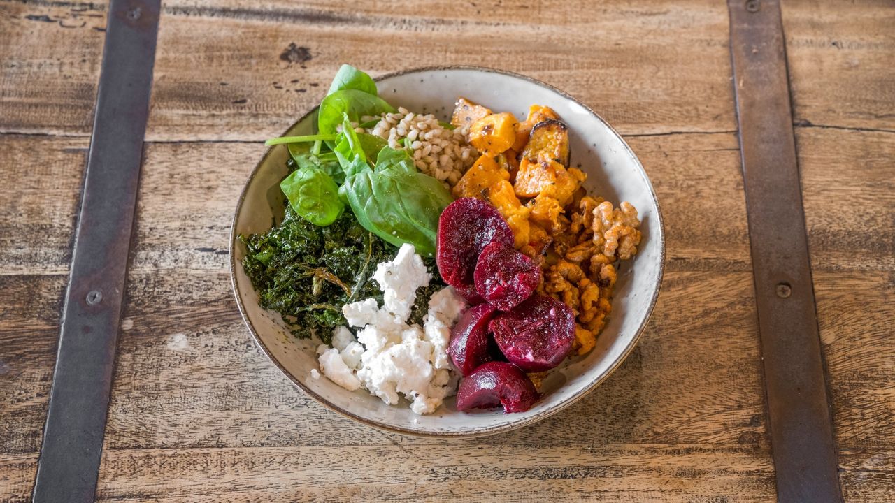Pumpkin and Beetroot Salad (VE)(GF)