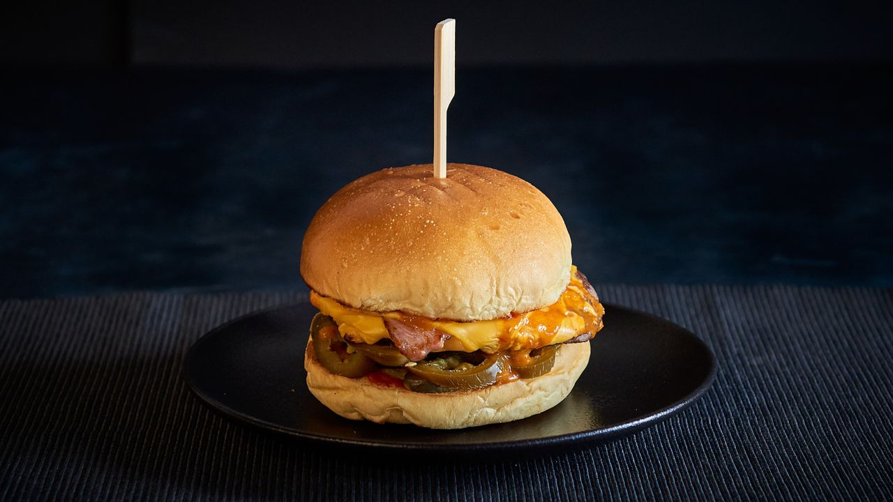 The Hot Local Burger (Standard)
