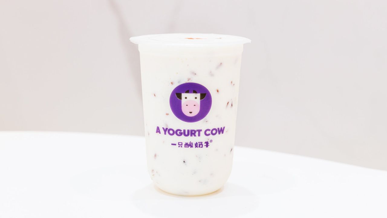 Creamy Yoghurt with Purple Rice