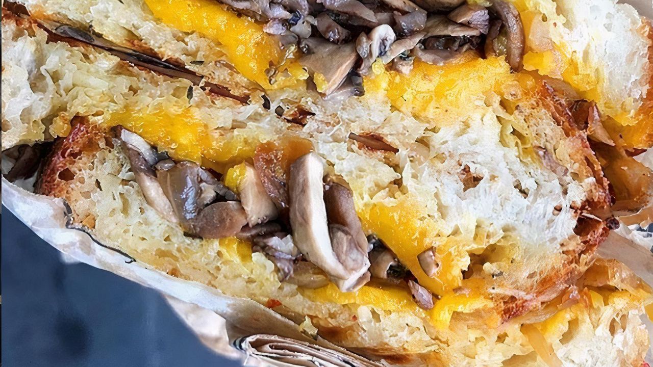 On Mushies Toastie (V)