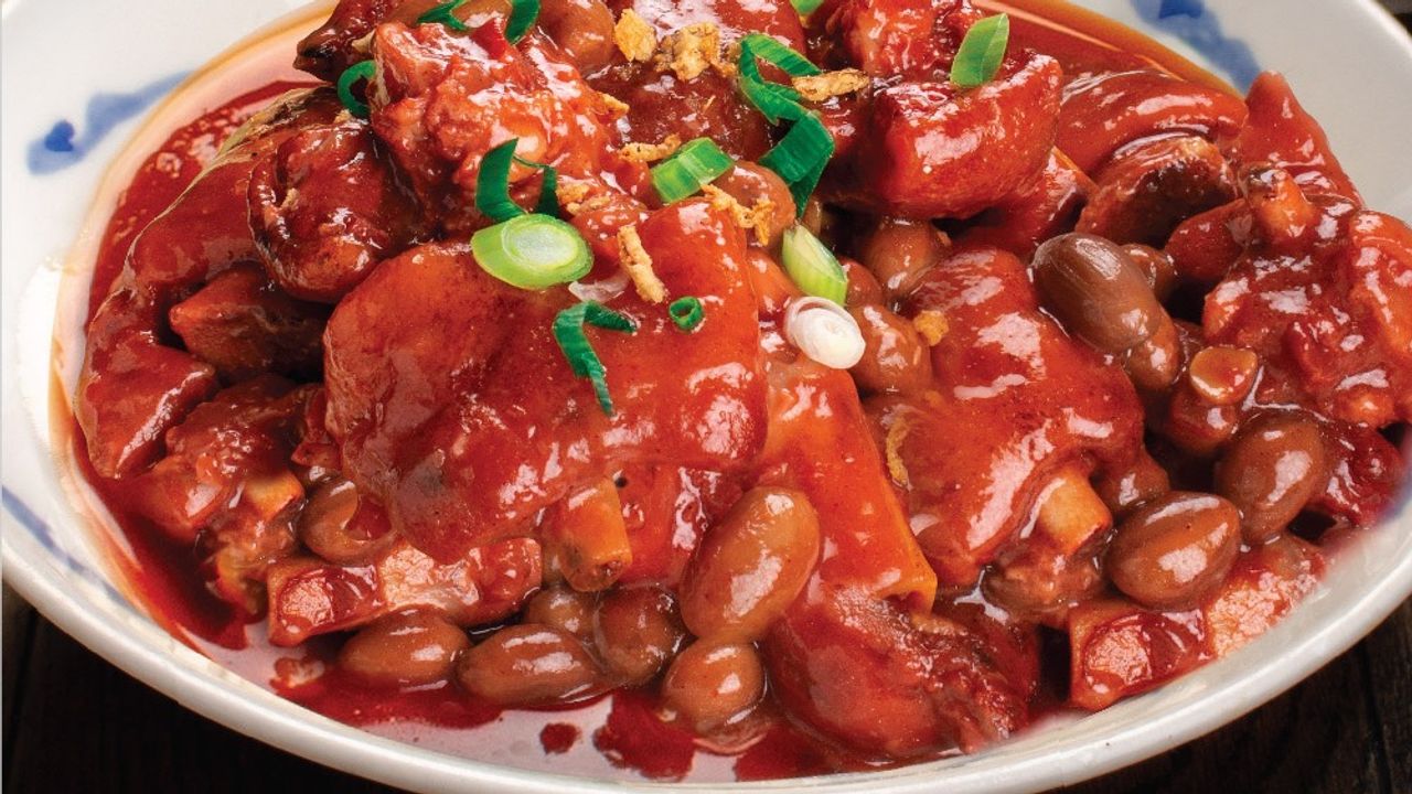 R2 Pork Knuckles with Rice