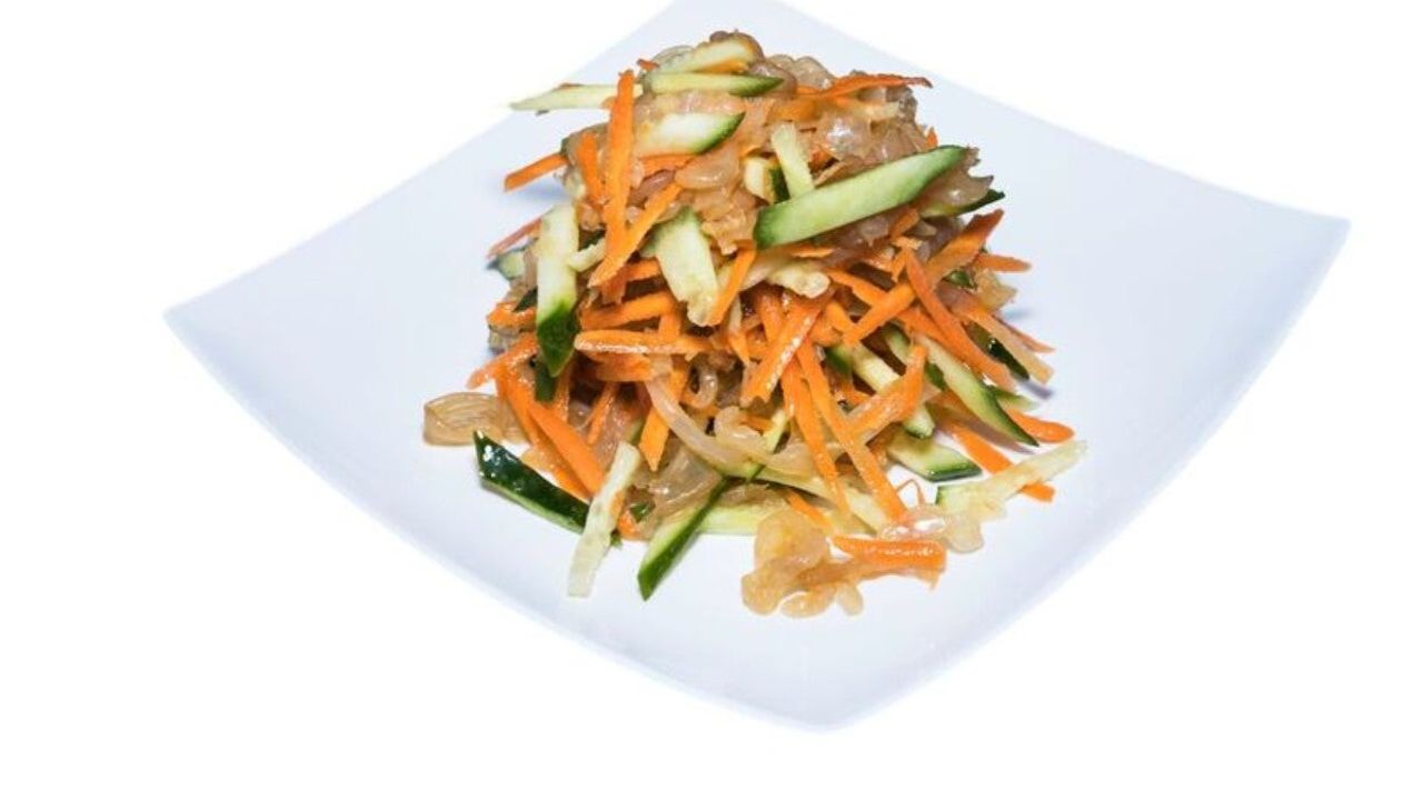13 Seasoned Jellyfish with Cucumber